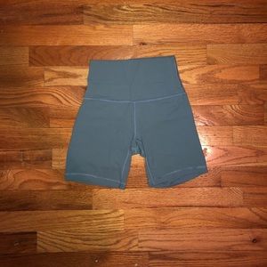 Lululemon Align 6” biker shorts